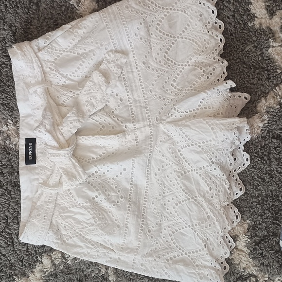 Express Pants - Express Shorts